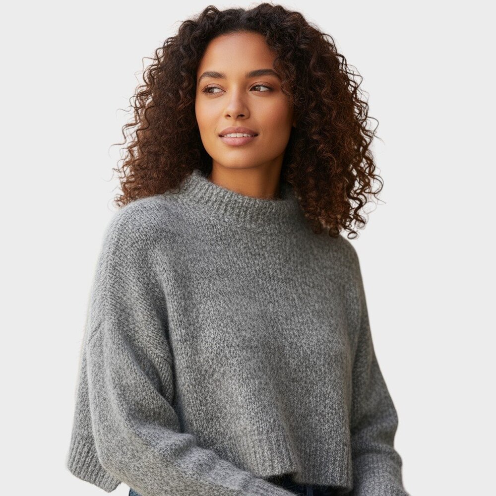 Everlane Women's Heather Gray Mock Neck Cropped Sweater